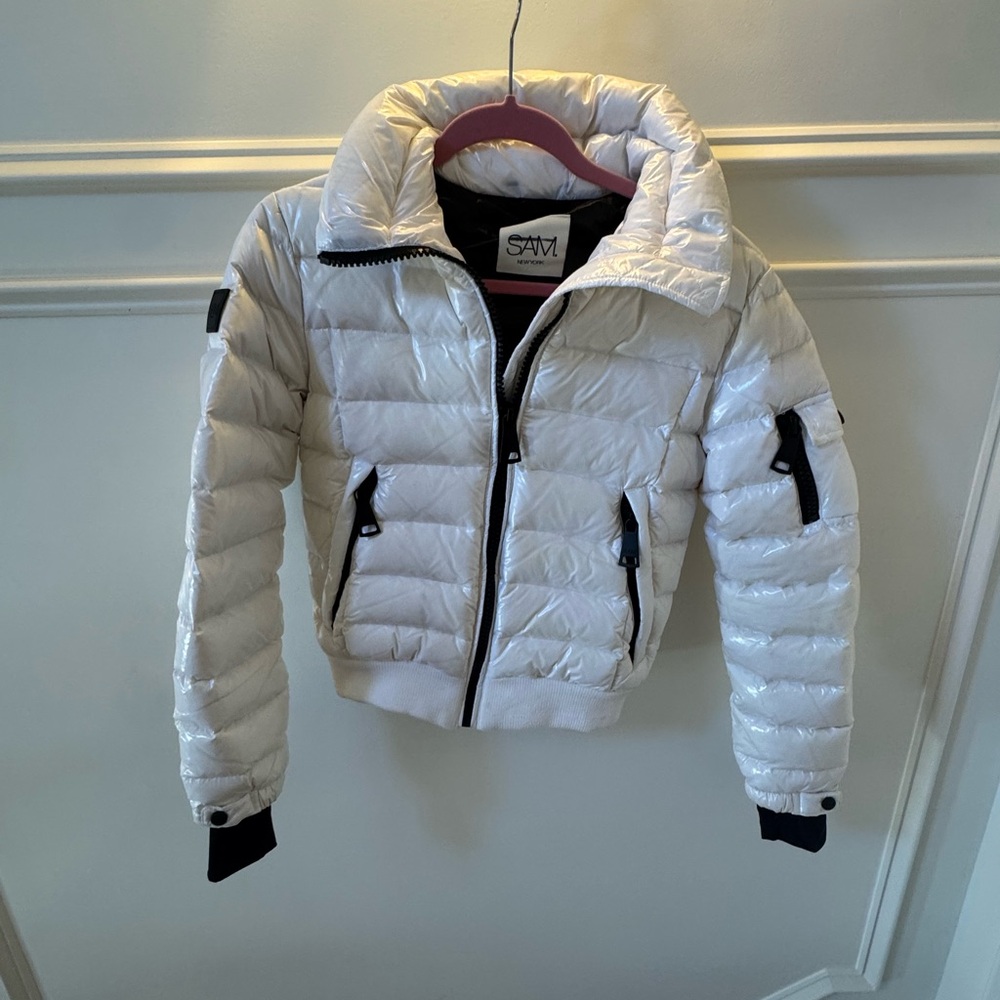 SAM. sleek white puffer jacket
